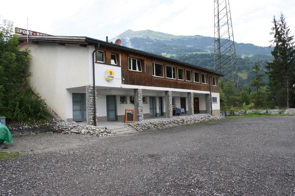 Sporti Gruesch Bagian luar foto